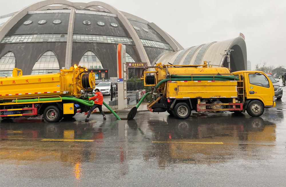 271黄梅商场管道清淤
